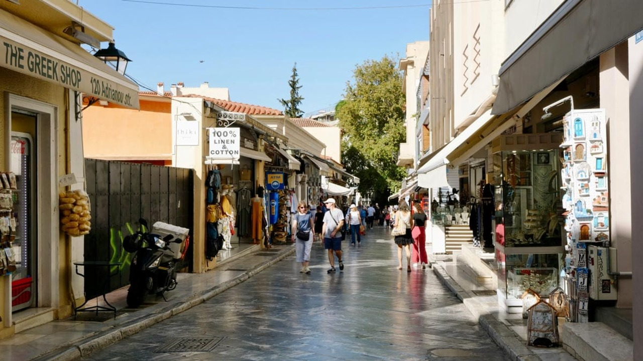 O ülkede öğle saatlerinde çalışmak artık yasaklandı!