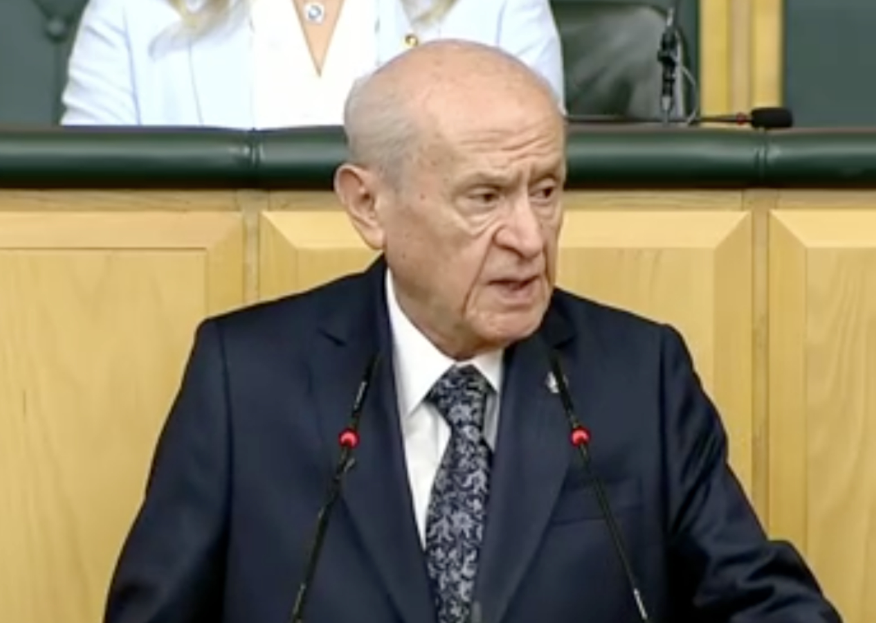 Devlet Bahçeli'den Özgür Özel'in sokak çağrısına sert tepki: Sokak sokak gez de görelim, boyunun ölçüsünü alalım!