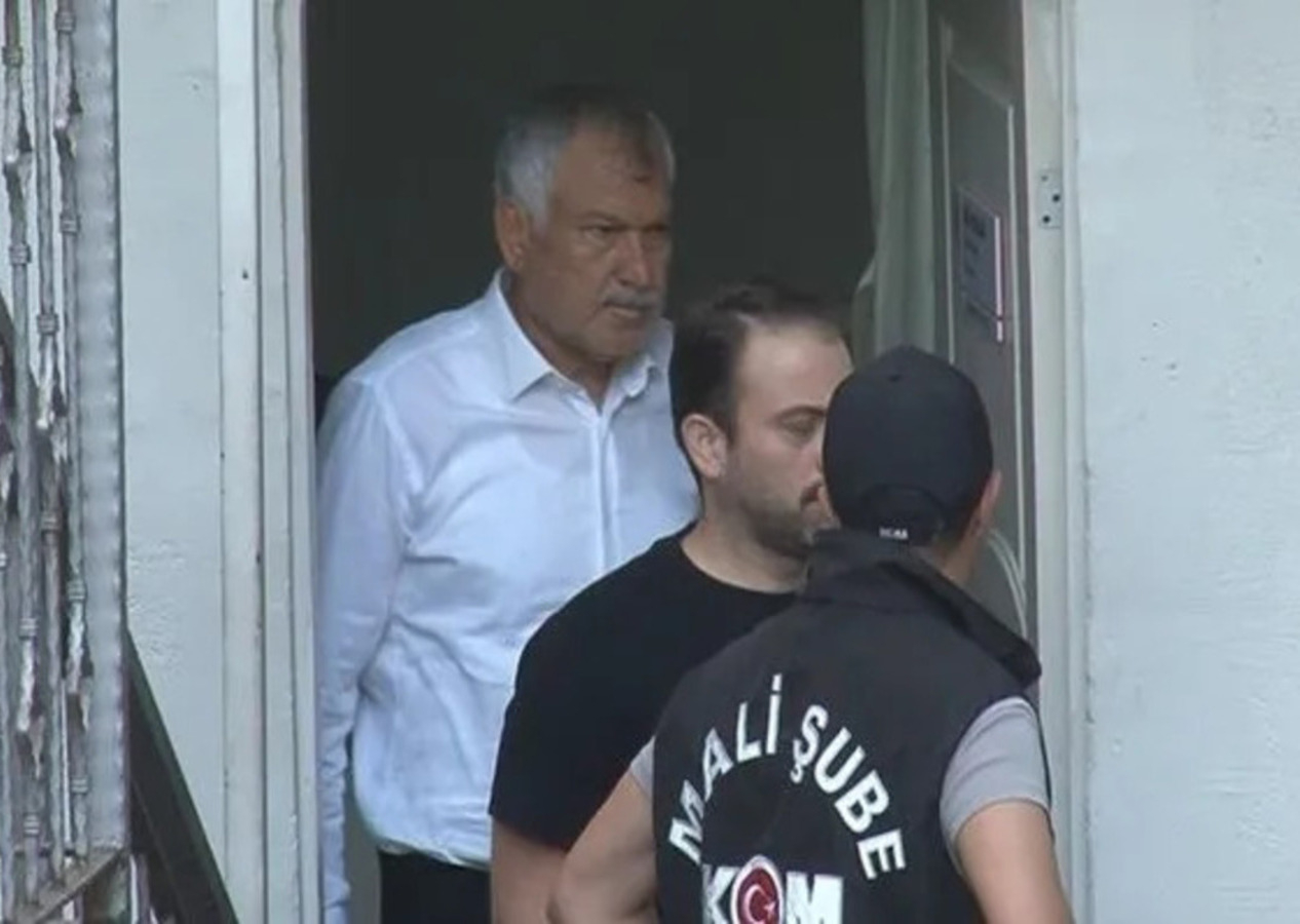 Adana Büyükşehir Belediye Başkanı Zeydan Karalar tutuklandı!