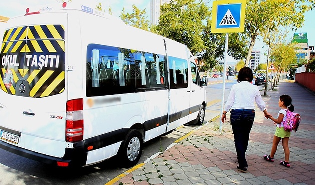 4 bakan birlikte açıkladı! İşte okul servisinde yeni düzenlemenin detayları...