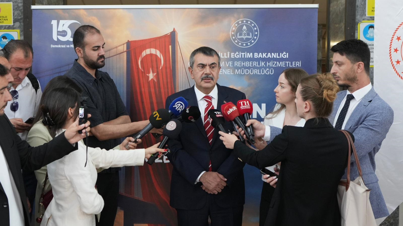 Sorular sızdırıldı iddiası... Bakan Tekin: Pis kokular LGS'den değil, CHP'den geliyor