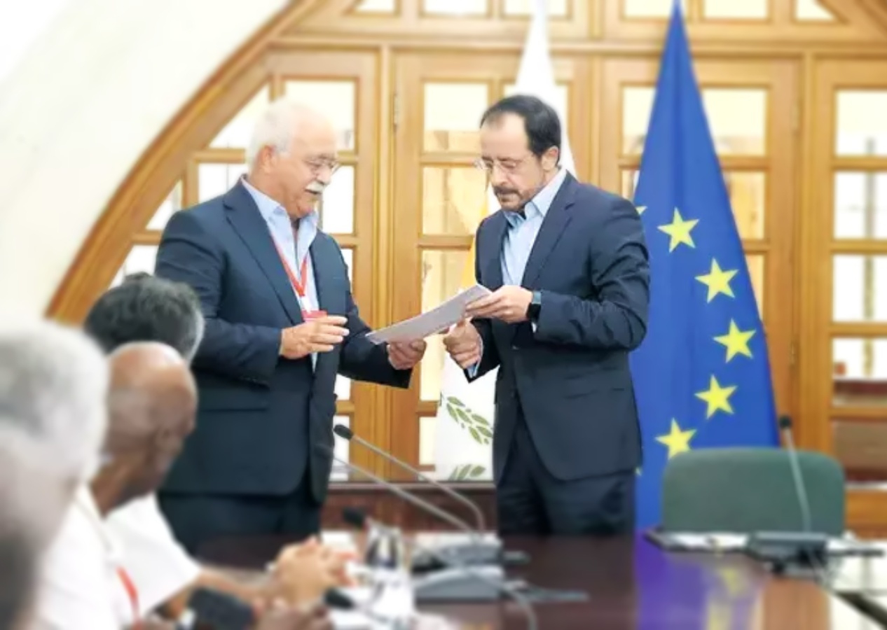 Kıbrıslı muhalif Türklerden Rum liderliğine skandal mektup: Türkiye’yi Uluslararası Ceza Mahkemesi’ne şikayet ettiler! İşte o 5 maddelik rezil mektup...
