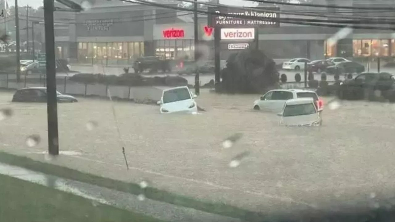 ABD'de kabus gecesi! Sel felaketi eyaletleri vurdu: Ölü ve kayıplar var