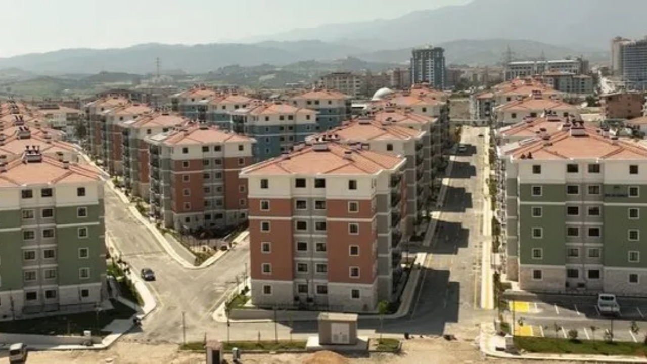 Hatay’da yeni bir başlangıç! 576 konut hak sahiplerine teslim ediliyor