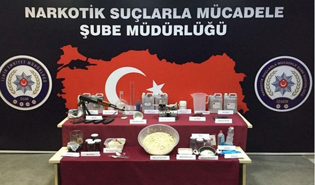 Lüks sitede 'fakir kokaini' üreten imalathane ortaya çıktı!