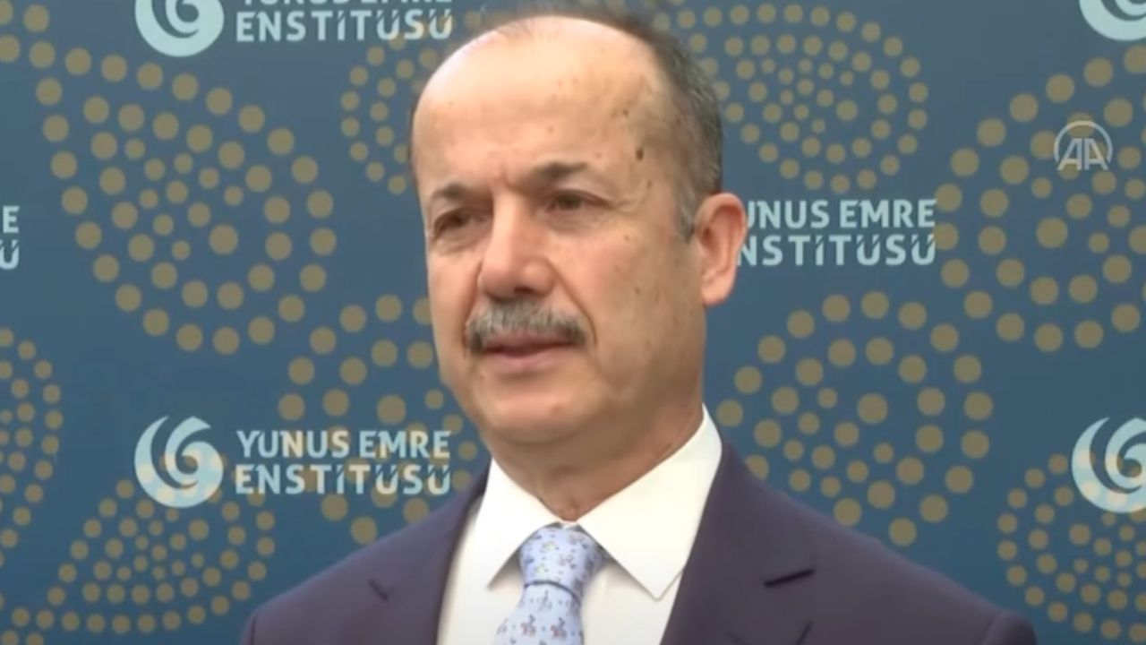 Şeref Ateş kimdir? Yunus Emre Vakfı eski başkanı neden gözaltına alındı?