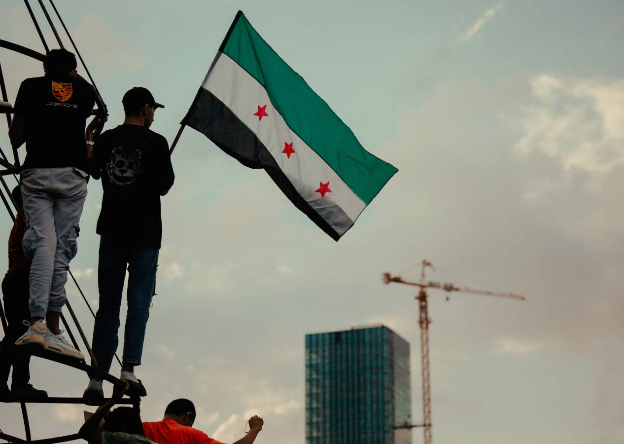 Suriye yönetimi Süveyda'daki askeri güçlerini geri çekti, istikrar çağrısı yinelendi