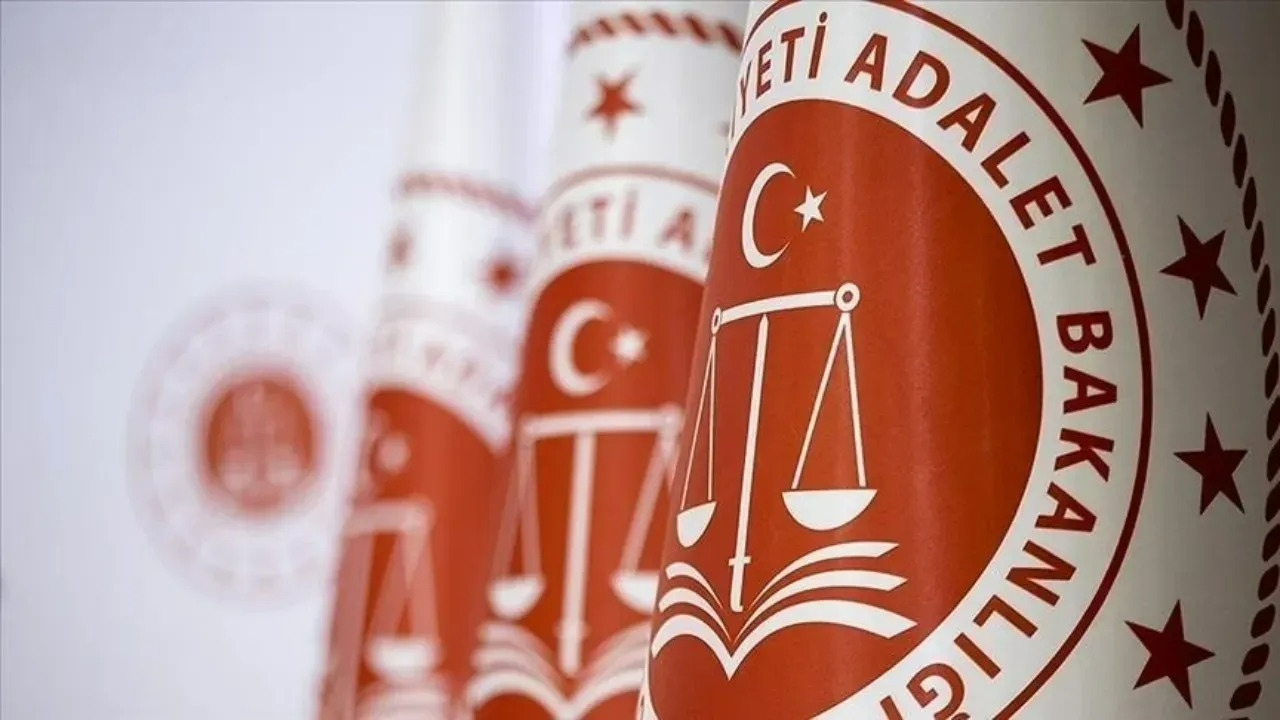 Adalet Bakanlığı'na 20 bin yeni personel alımı! Başvuru süreci yakında başlıyor