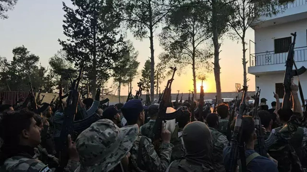 Süveyda’da sular durulacak mı? Suriye Enformasyon Bakanı'ndan dikkat çeken Süveyda mesajı: "Kaos yeni değil, çözüm arıyoruz"