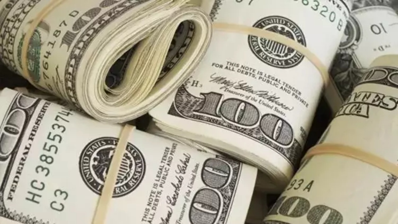 Dolar rekora koşuyor! Yatırımcıları ne bekliyor?