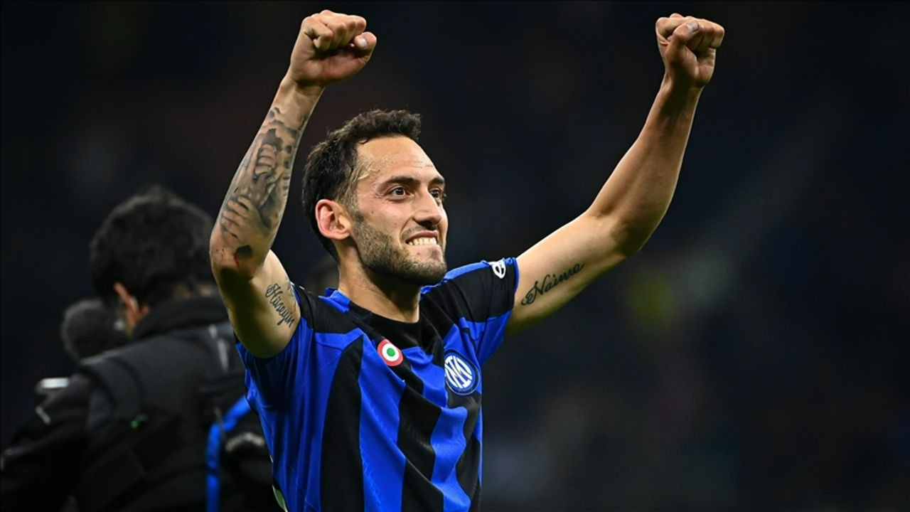 Hakan Çalhanoğlu'nun menajeri İstanbul'da! Transfer görüşmeleri başladı mı?