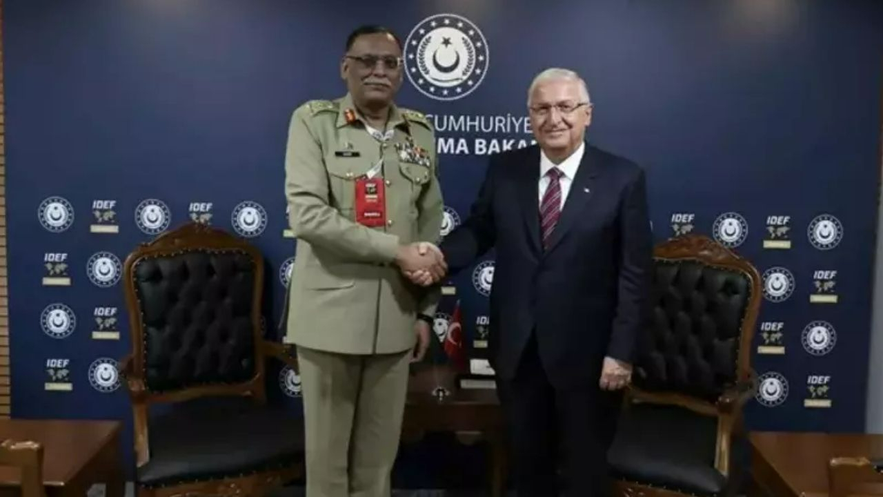 Bakan Güler, IDEF'te Vietnam ve Pakistan'la Kritik görüşme!