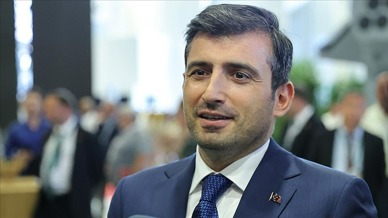 Selçuk Bayraktar'dan yerli teknoloji gövde gösterisi: “ASELFLIR-600, rakiplerinden 2 kat daha iyi!”