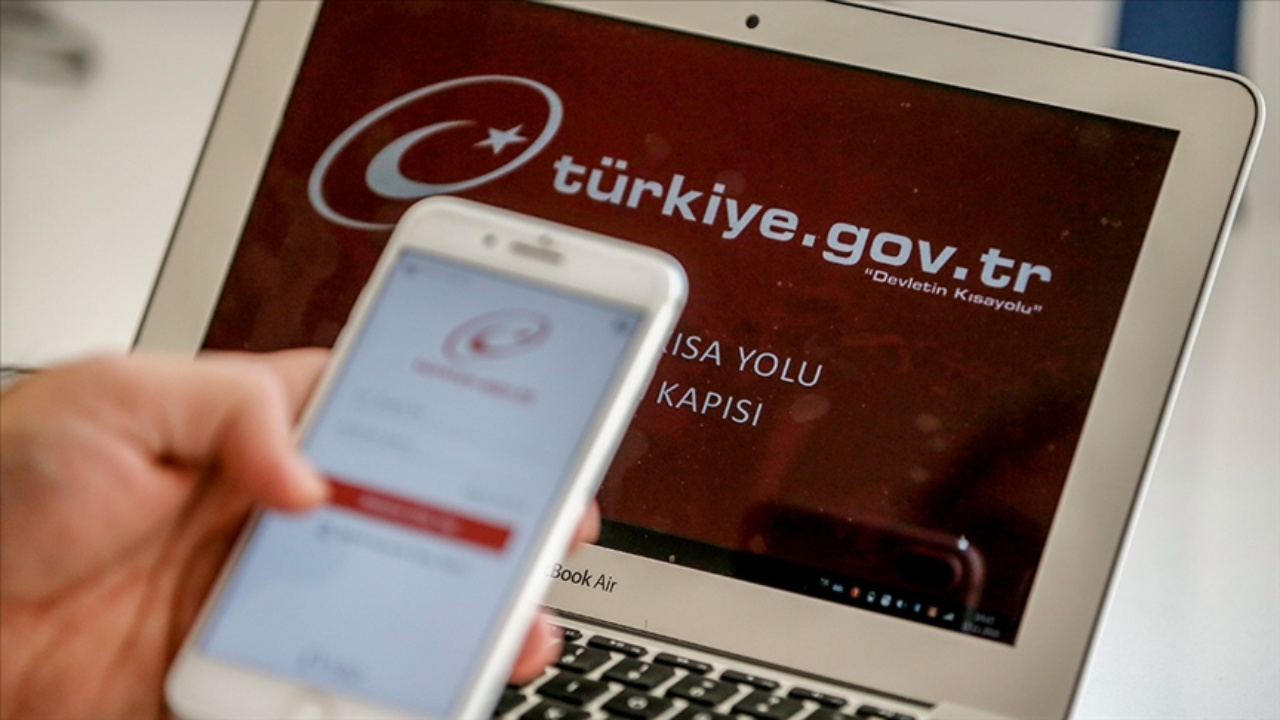 e-Devlet kapısı rekor kırıyor! Kullanıcı sayısı 68 milyona dayandı