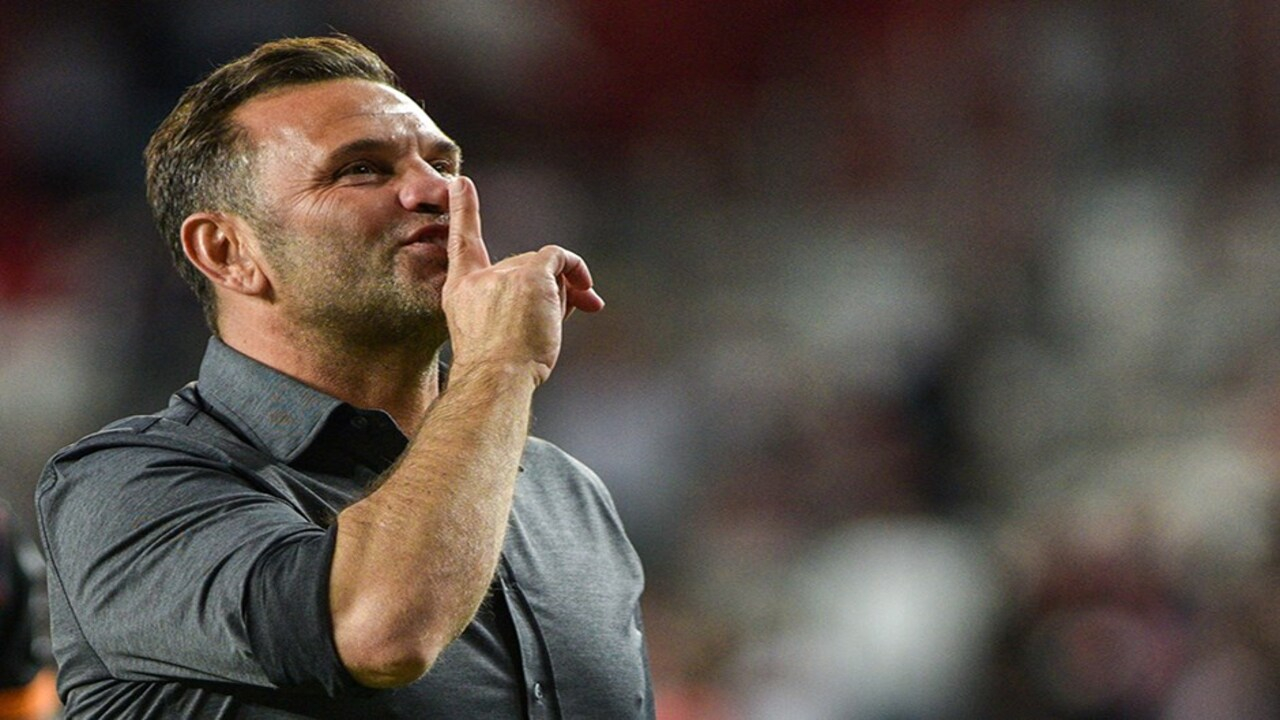 Galatasaray'da Okan Buruk'un Yeni 10 Numarası İngiltere'den Süper Lig'i Sallamaya Geliyor