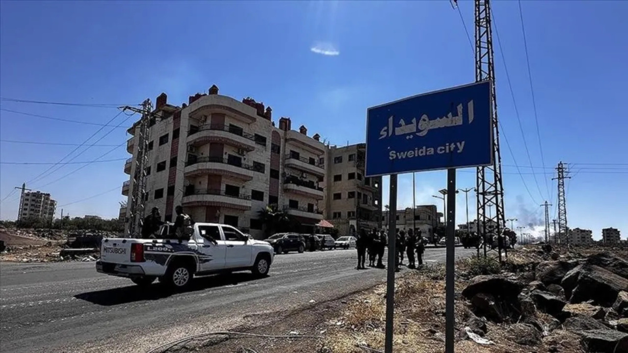 İsrail'in saldırıları sonrası Süveyda'dan 150 bin sivil tahliye edildi