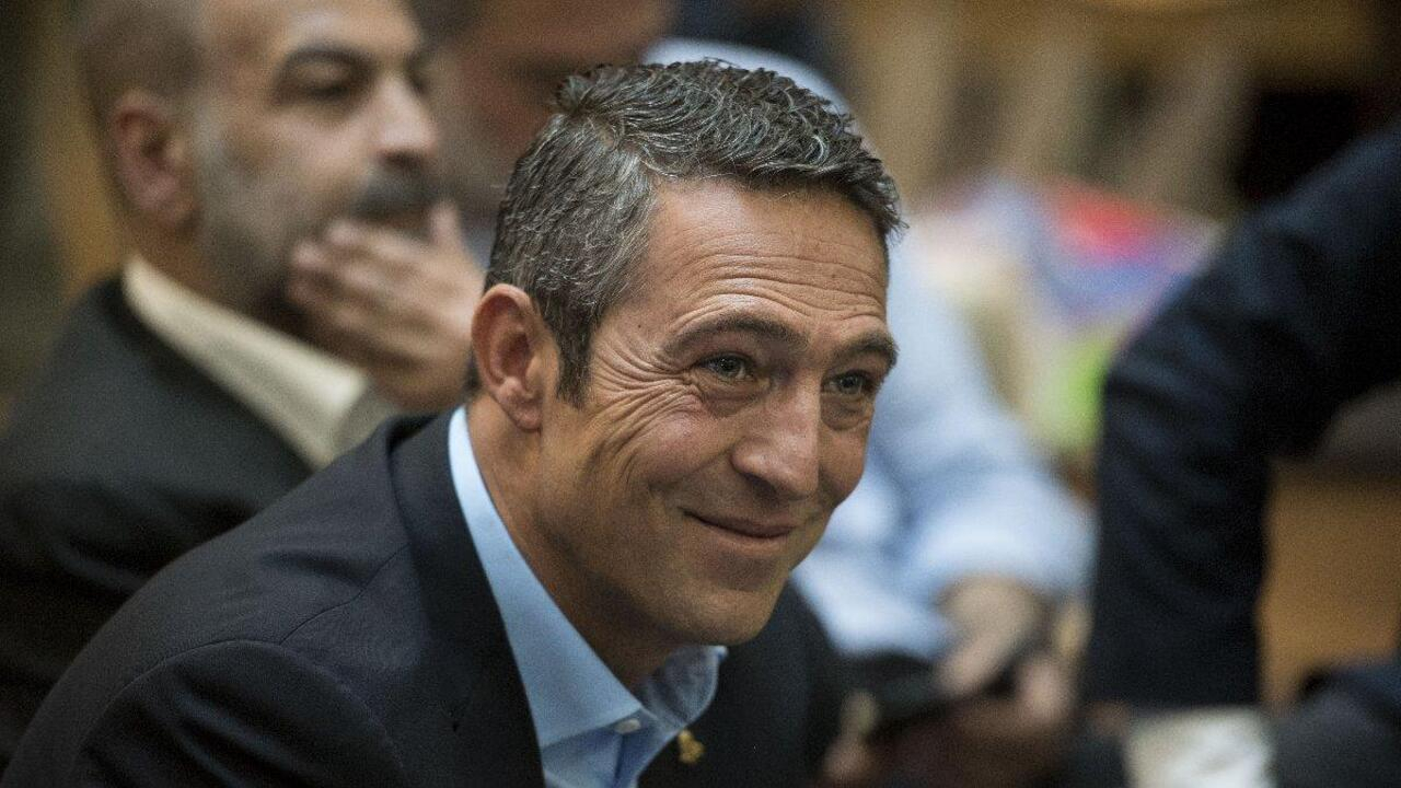 Fenerbahçe'den Bir Bomba Daha: Ali Koç 15 Milyon Euro'ya Transferi Bitirdi!