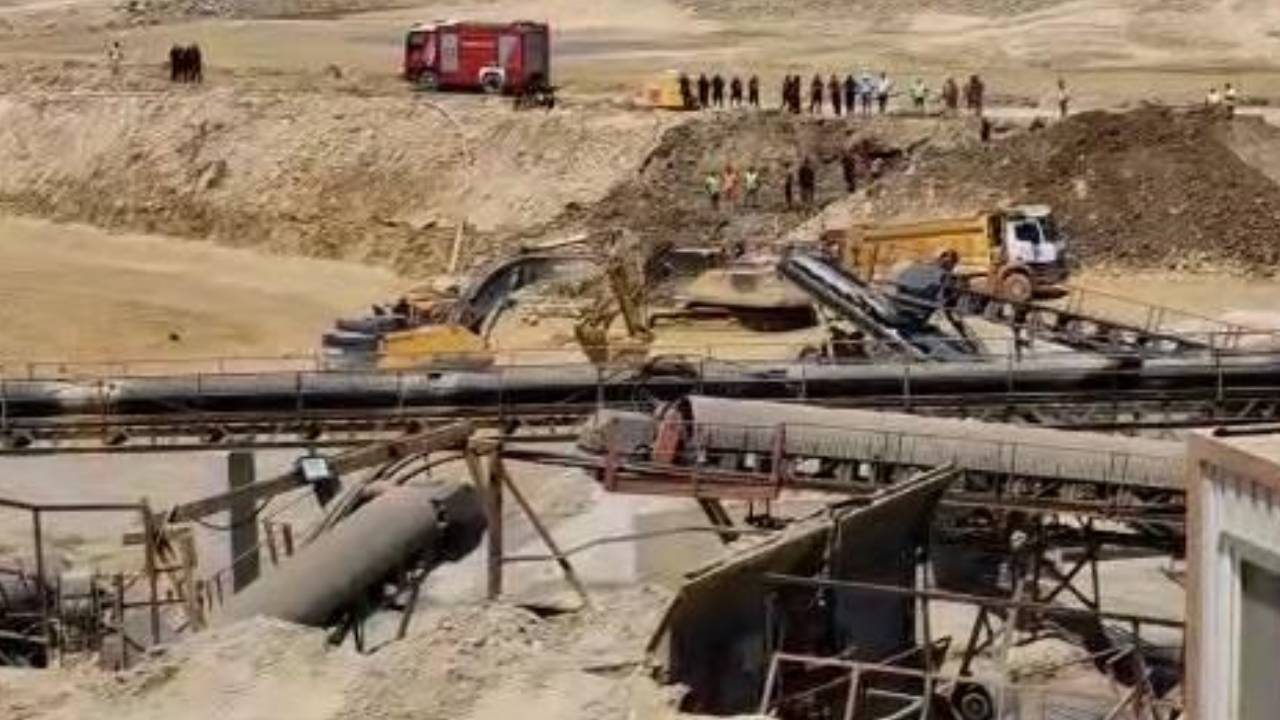 Çatalca’da kum ocağında göçük! Kurtarma çalışmaları sürüyor