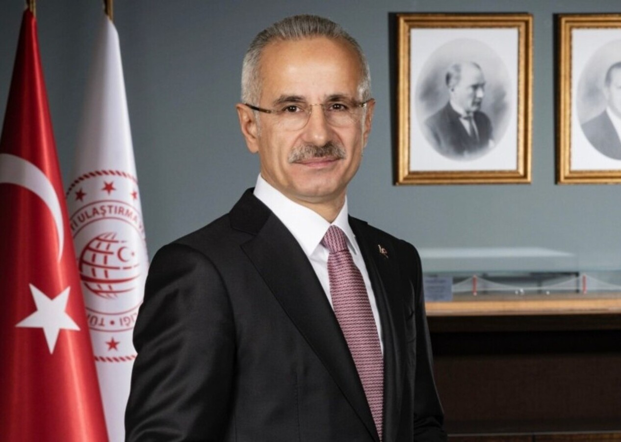 Ulaştırma ve Altyapı Bakanı Abdulkadir Uraloğlu duyurdu: Sürdürülebilir ulaşıma akademik kaynak