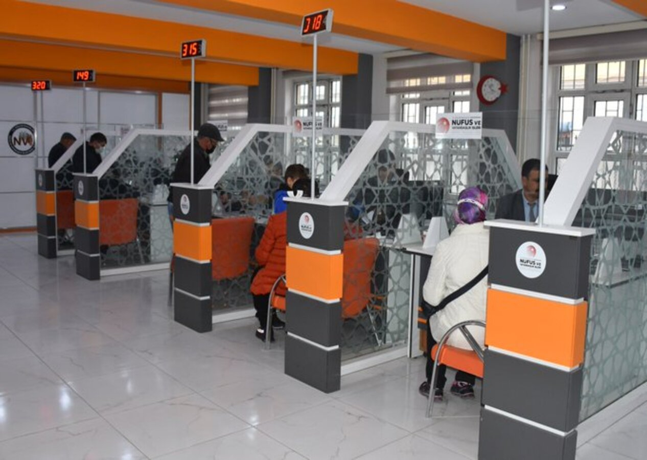 Eski tip sürücü belgelerinin yenilenme süresi resmen uzatıldı