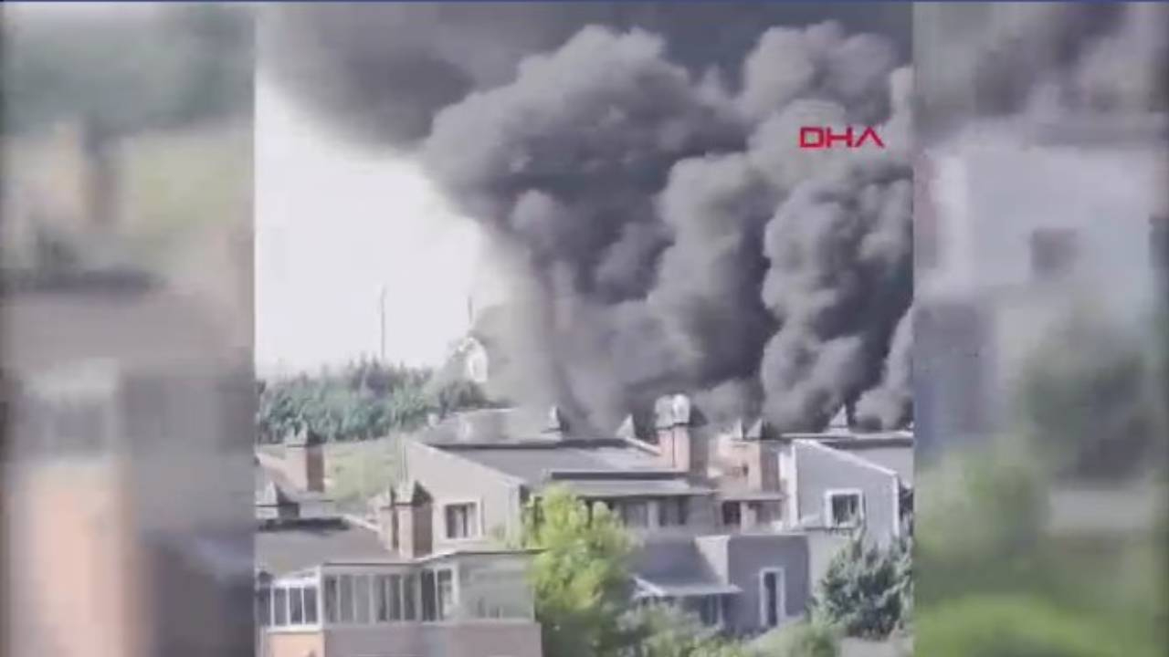 Gölbaşı'nda villada yangın! Kapkara bulutlar semti sardı, alevler büyümeden söndürüldü