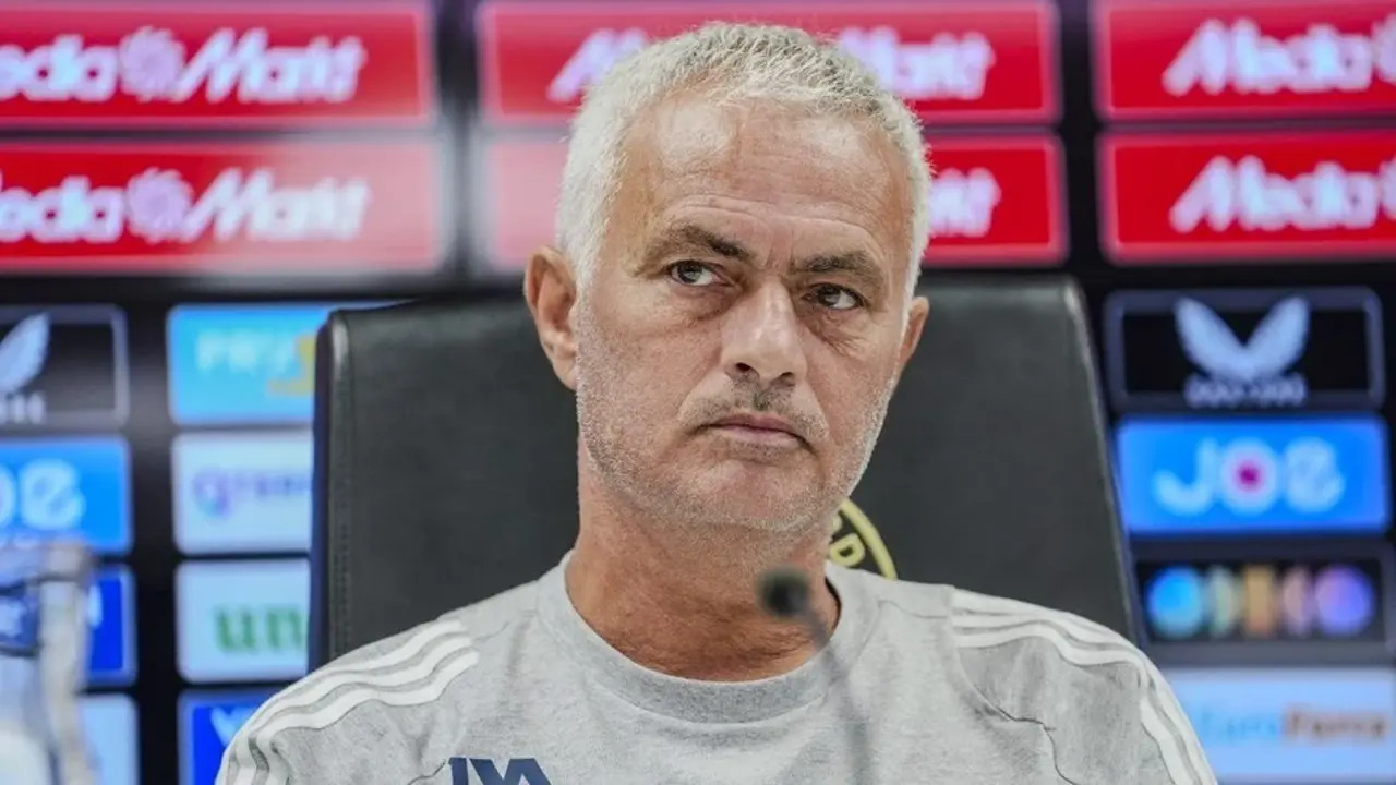 Jose Mourinho o muhabirin tuzağına düşmedi: Sorunuza cevap vermeyeceğim!