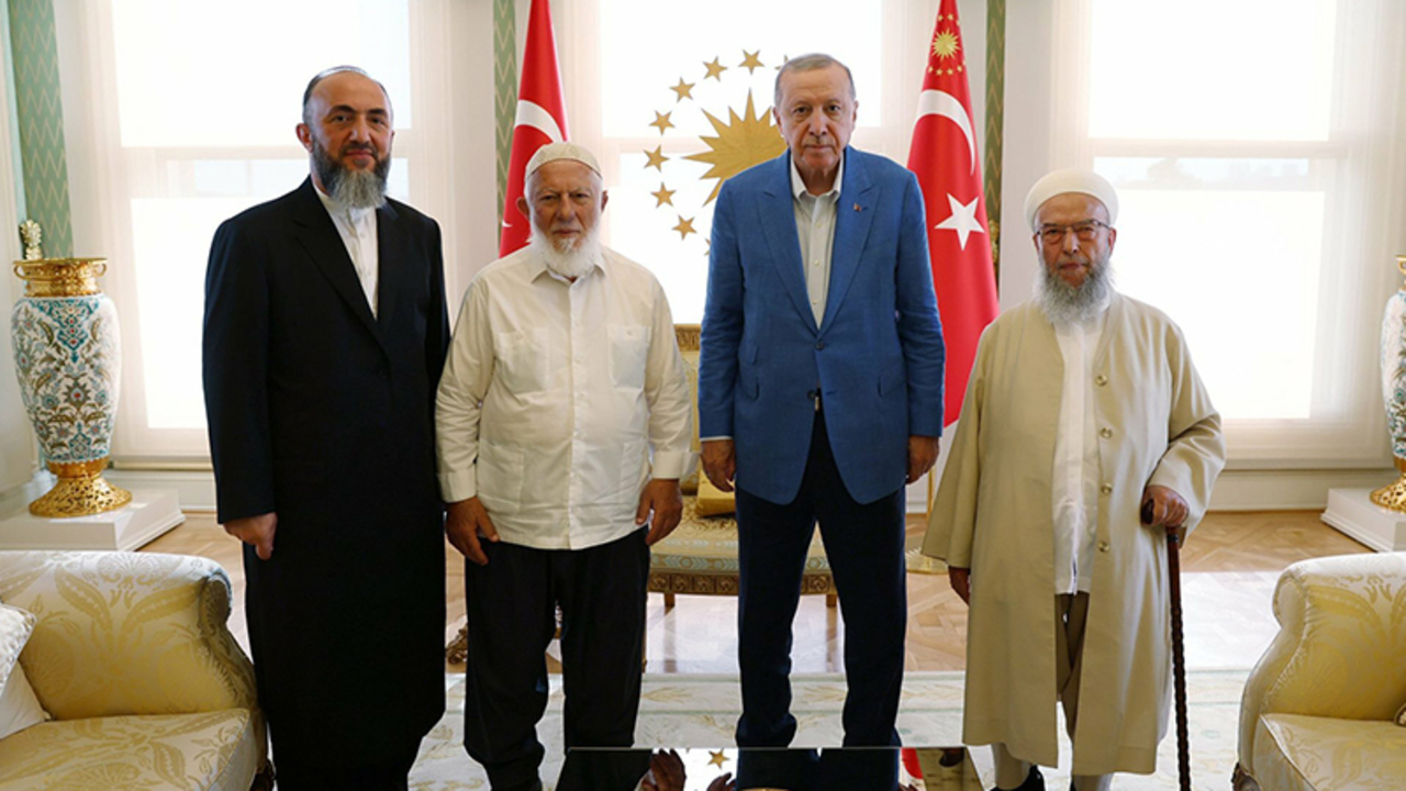 İsmailağa Cemaati'nden Cumhurbaşkanı Recep Tayyip Erdoğan'a ziyaret