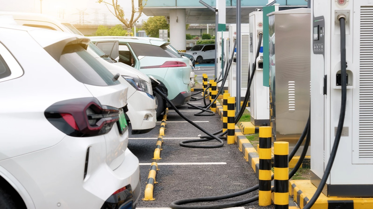 Elektirikli araçlarda satış patlaması! ÖTV desteği pazarı canlandırdı