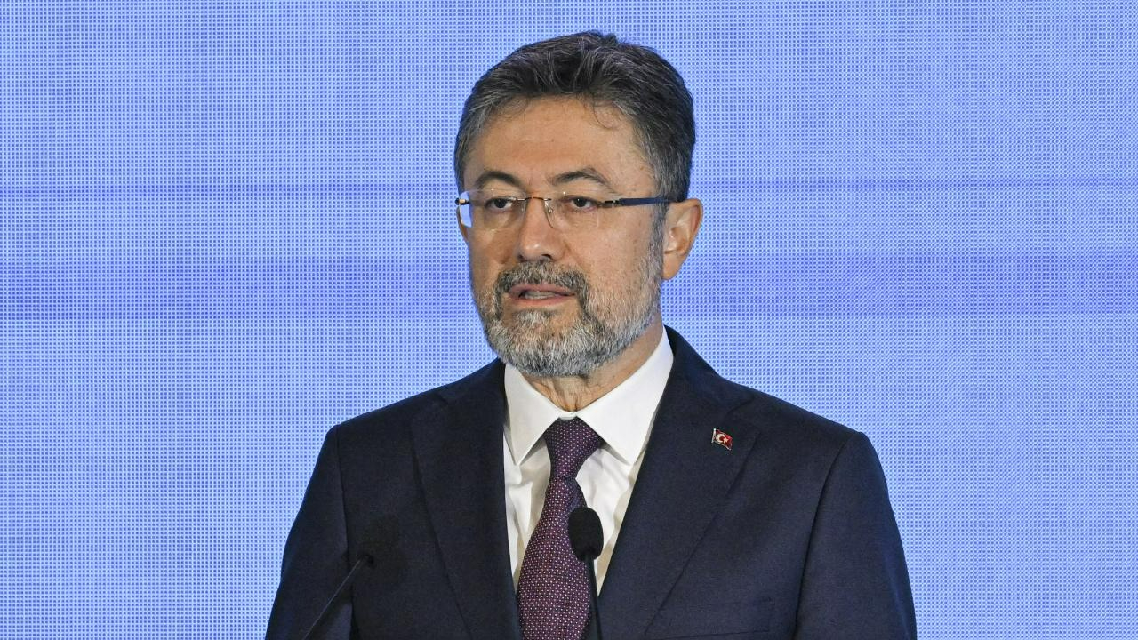 Bakan Yumaklı’dan canlı yayında kritik uyarı: "Önümüzdeki 1 hafta çok riskli 15 ekim’e kadar teyakkuzdayız”