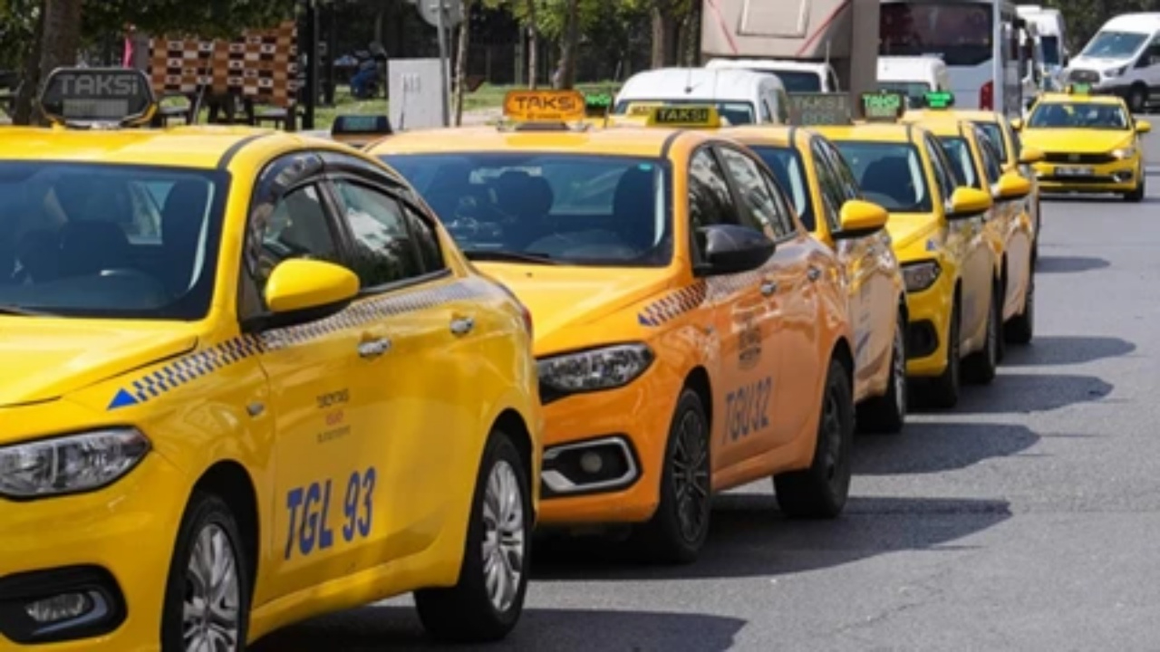 Tarih belli oldu! İstanbul'da yeni taksi plakaları ihaleye çıkıyor! İşte şartlar