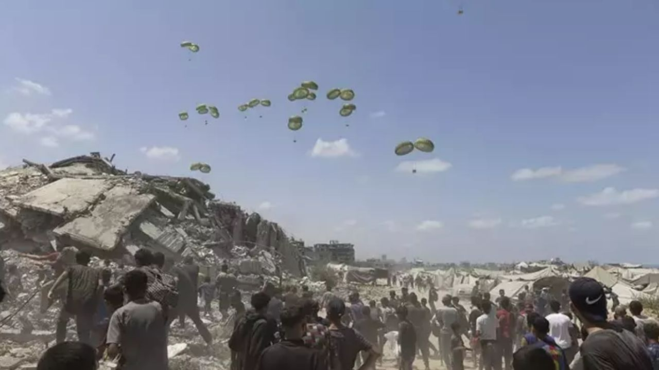 Gazze’de insanlık öldü! Mercimekleri topraktan topladılar