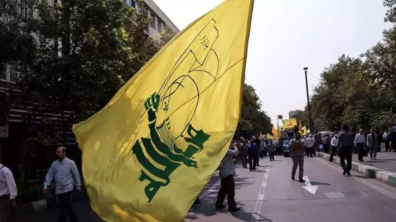 Hizbullah devri bitiyor mu? Lübnan hükümetinden silahları toplayacak tarihi karar!