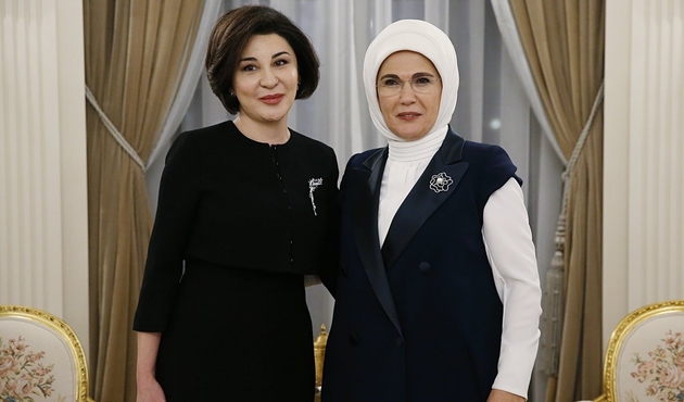 Emine Erdoğan, Özbekistan Cumhurbaşkanı Mirziyoyev'in eşi ile görüştü...