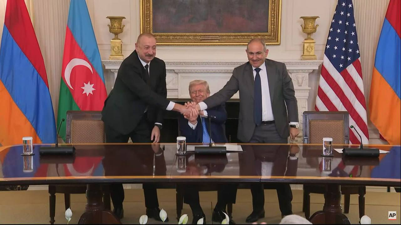 Aliyev ile Paşinyan, Trump'ı 'Nobel Barış Ödülü'ne' aday gösterecek