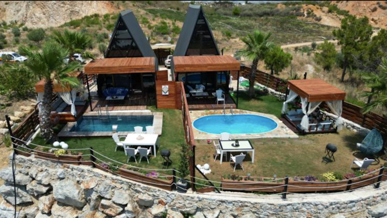 Mersin ve Adana’da Denize Sıfır, Jakuzili Bungalov Oteller