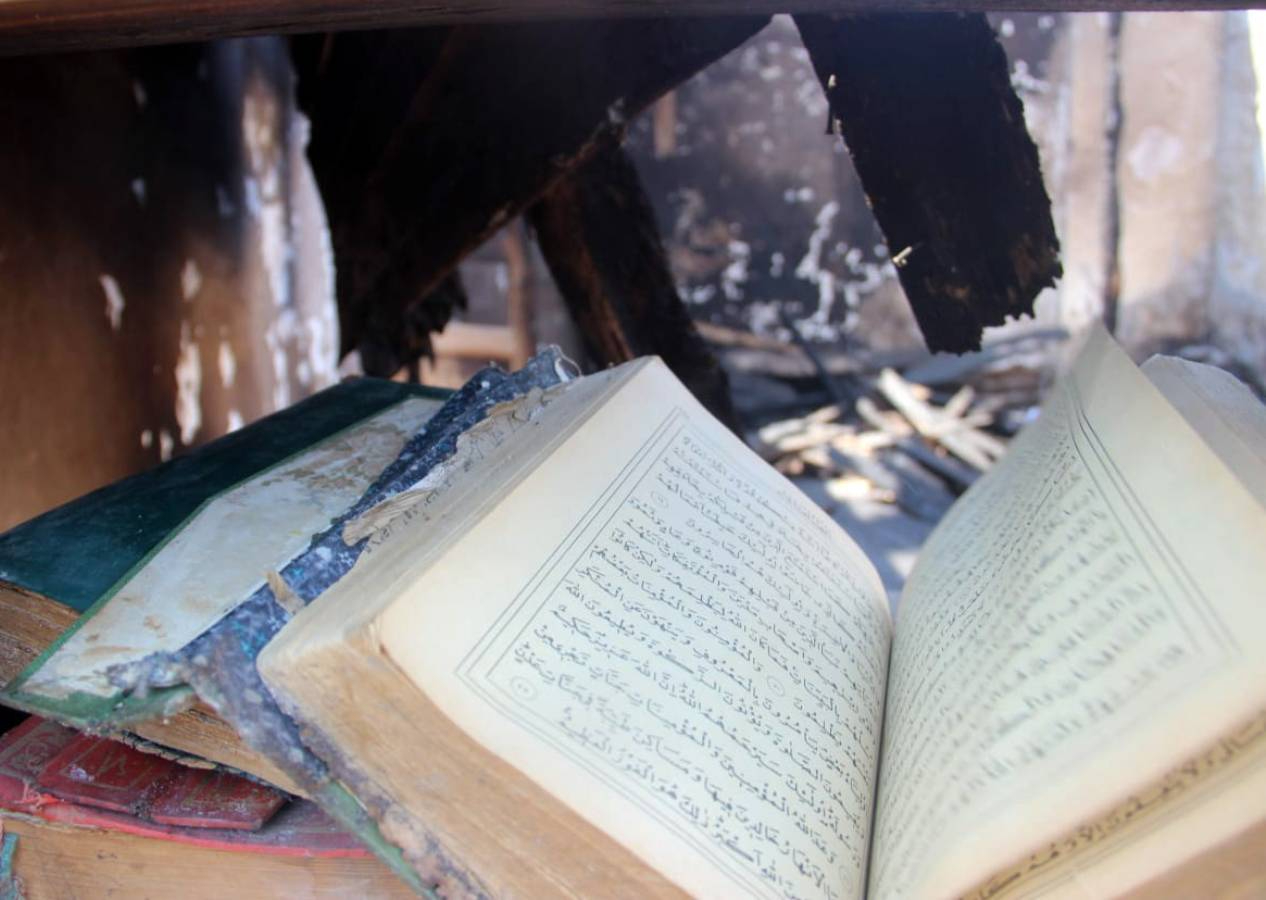 Çanakkale orman yangınlarında evi yandı, çatısı çöktü, Kur'an-ı Kerim'ler sapasağlam kaldı