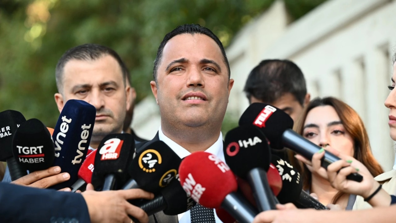 Avukat Rezan Epözdemir gözaltına alındı! Siyasi casusluk ve FETÖ'ye yardım suçlaması