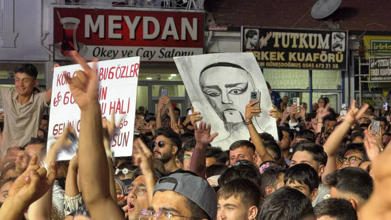 Yozgat ne alaka deme! "Dedem umreden döndü, Hayko dinliyor"