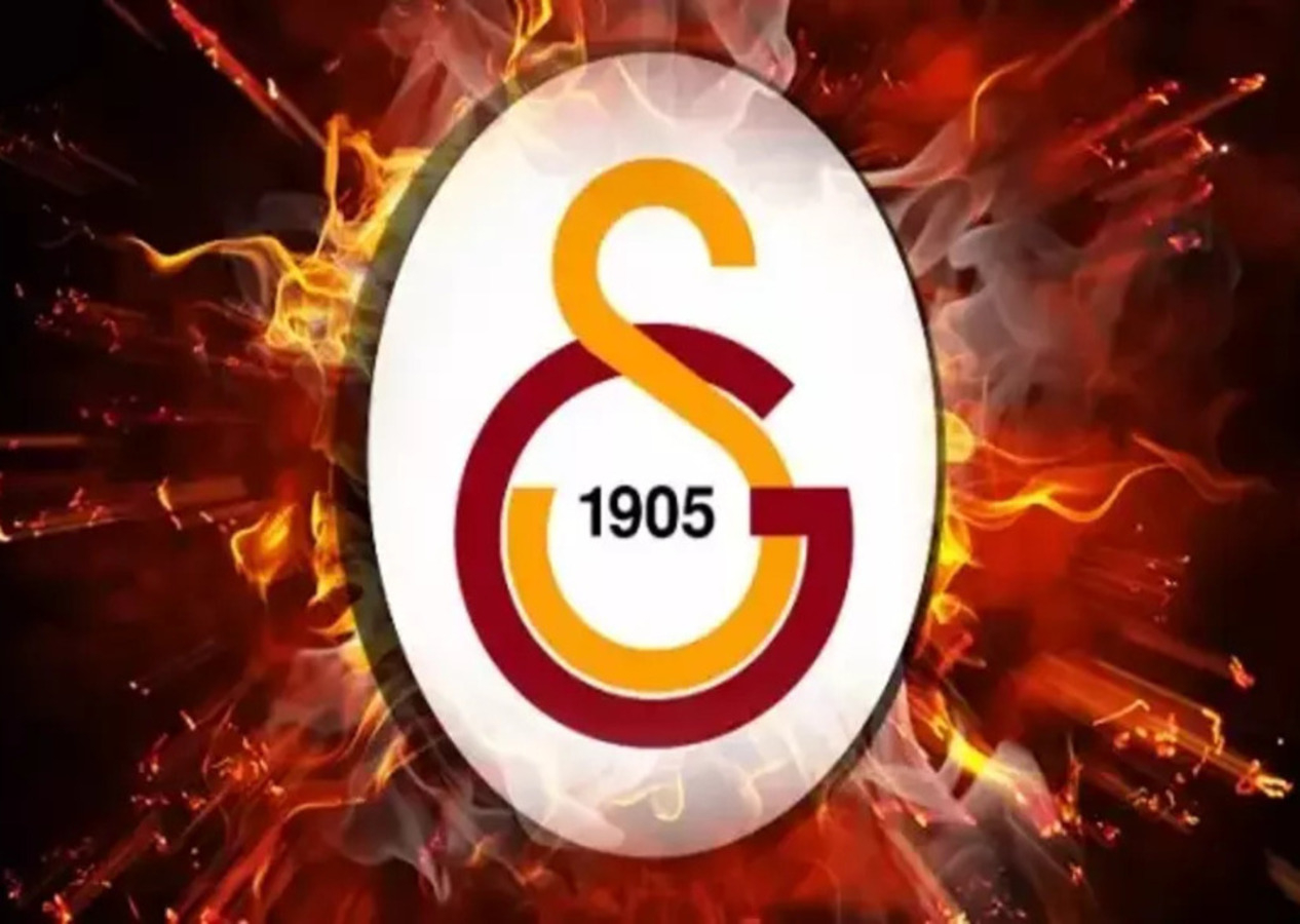 Galatasaray'da sonunda beklenen oldu! 3 futbolcu takımdan ayrılıyor