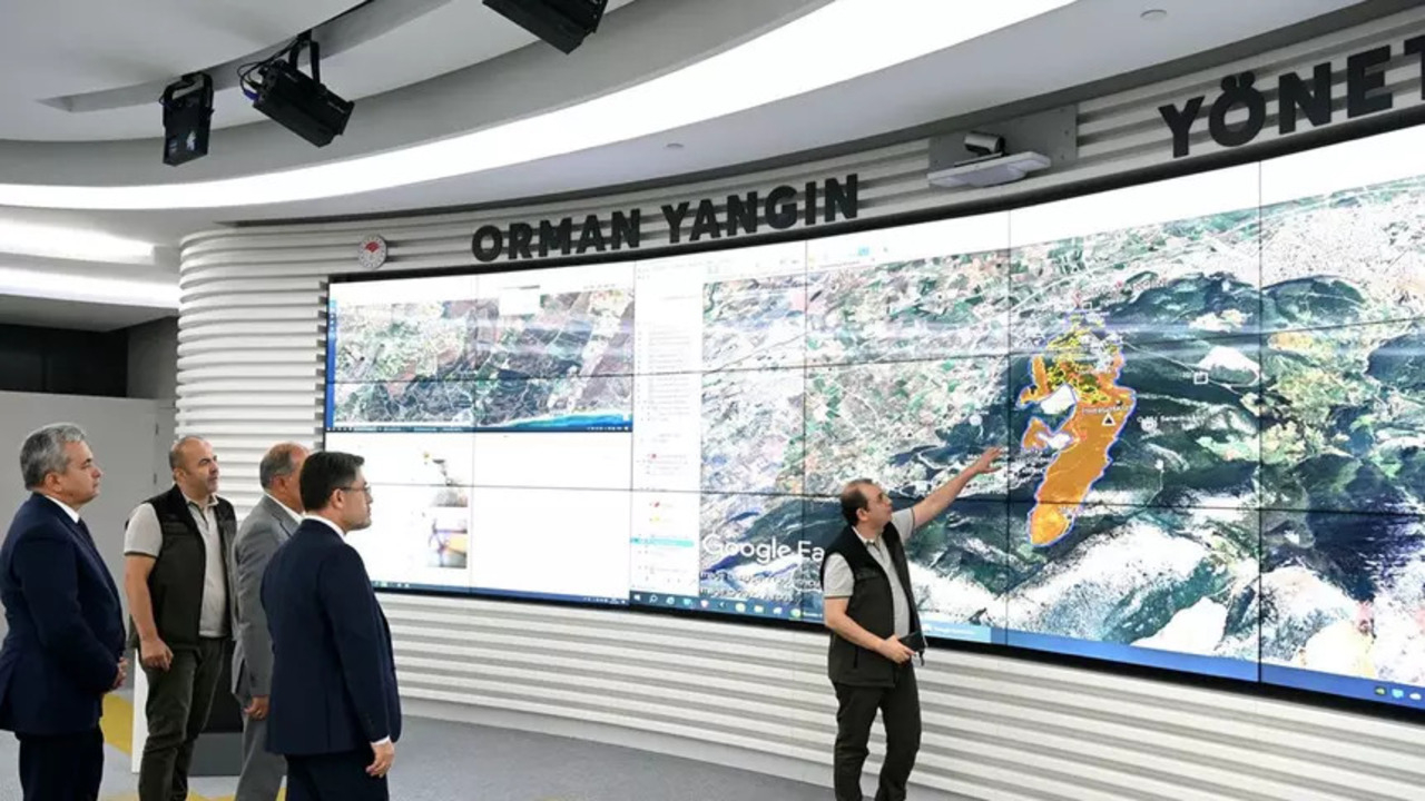 Tarım ve Orman Bakanı İbrahim Yumaklı orman yangınlarının son durumunu paylaştı: 55 orman yangınının 45’ini tamamen kontrol altına aldık!