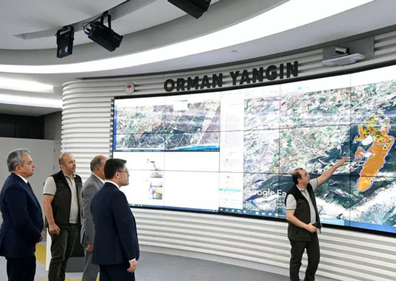 Tarım ve Orman Bakanı İbrahim Yumaklı orman yangınlarının son durumunu paylaştı: 55 orman yangınının 45’ini tamamen kontrol altına aldık!