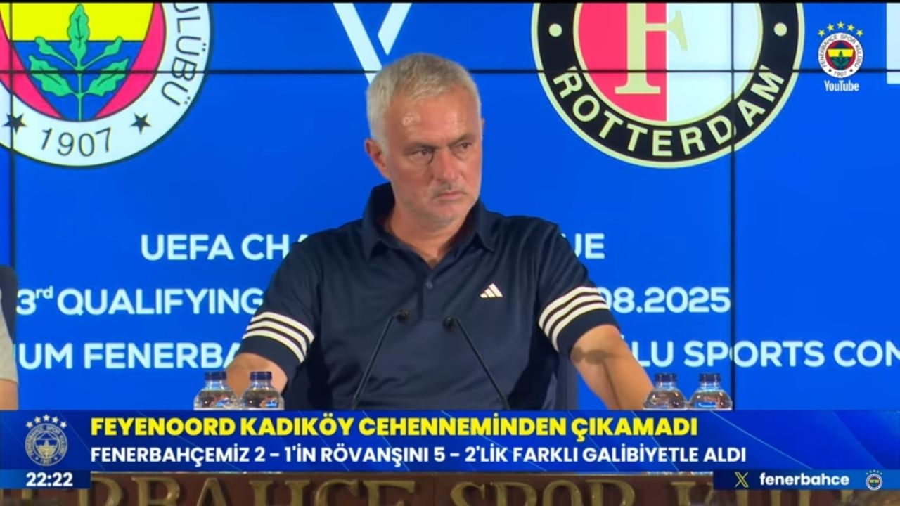 Jose Mourinho: "Benfica'da Mutlu Değil, Çünkü Bizim Güçlü Olduğumuzu Biliyorlar"