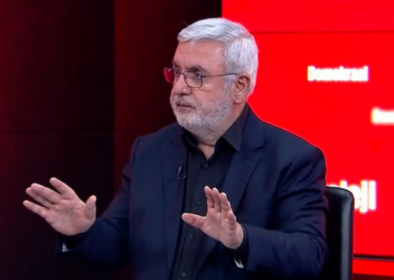 Mola mı kovuldu mu? Yazılarına ara veren Mehmet Metiner’den açıklama var...