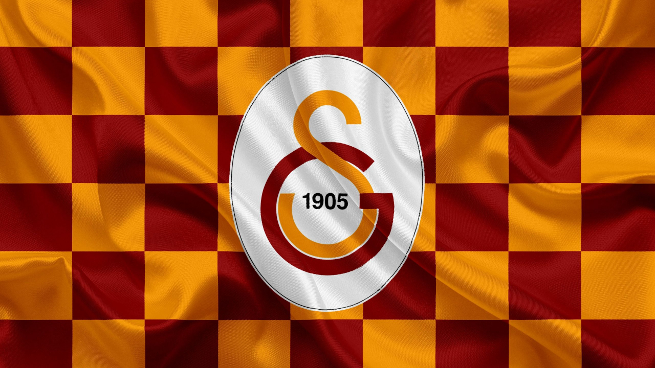 Galatasaray'da Transfer Hareketliliği: Okan Buruk Kararını Verdi...