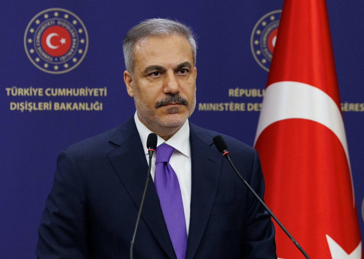 Bakan Fidan’dan YPG'ye açık mesaj: Enayi değiliz! Durduğunuz yer, yer değil