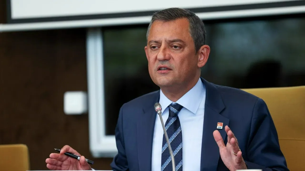 Yanıltıcı bilgi kurbanı! “İBB Borsası” iddiaları boş çıktı! Özgür Özel’i rezil ettiler