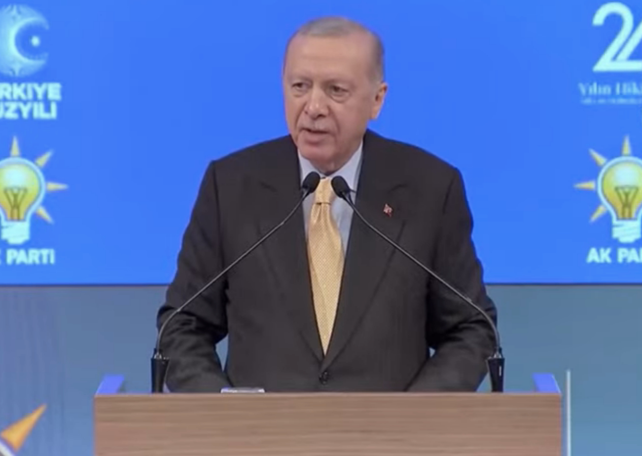 Cumhurbaşkanı Erdoğan'dan Özlem Çerçioğlu'na saldıranlara tepki: Kendi pisliklerini örtmek için haysiyet cellatlığı yapıyorlar!