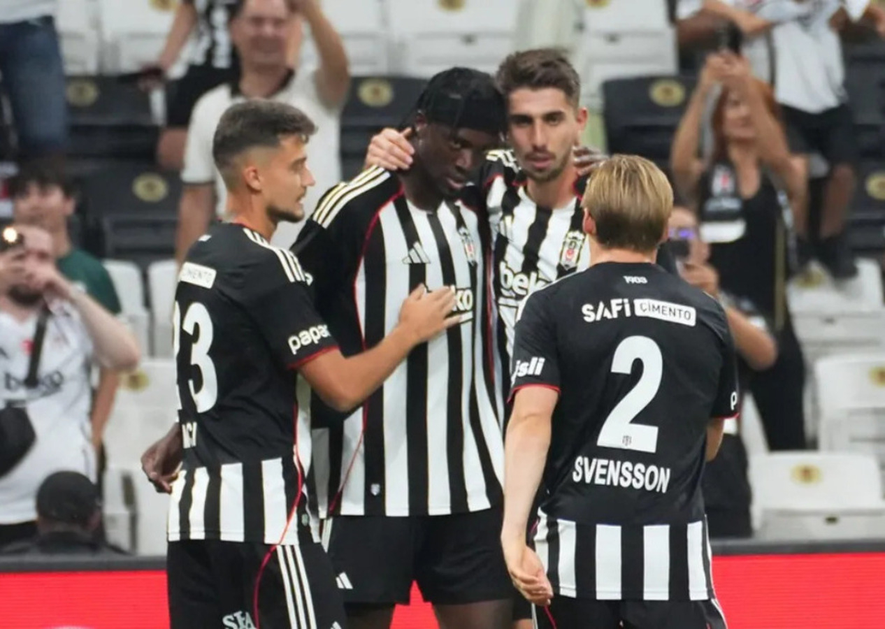 Beşiktaş ikinci yarı kabustan uyandı, adını play-off turuna yazdırdı (Beşiktaş 3 - 2 St. Patrick's | Maçın özeti)