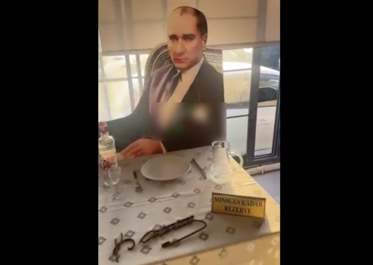 Rakı, balık, Atatürk… İzmir’de bir meyhane Atatürk’e masa ayırdı: Sonsuza kadar rezerve