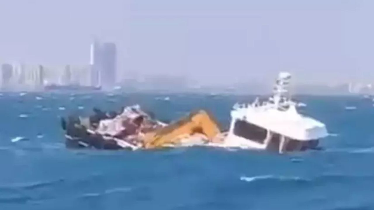 İstanbul’da fırtına felaketi! Acenta botu battı, 4 kişi son anda kurtarıldı